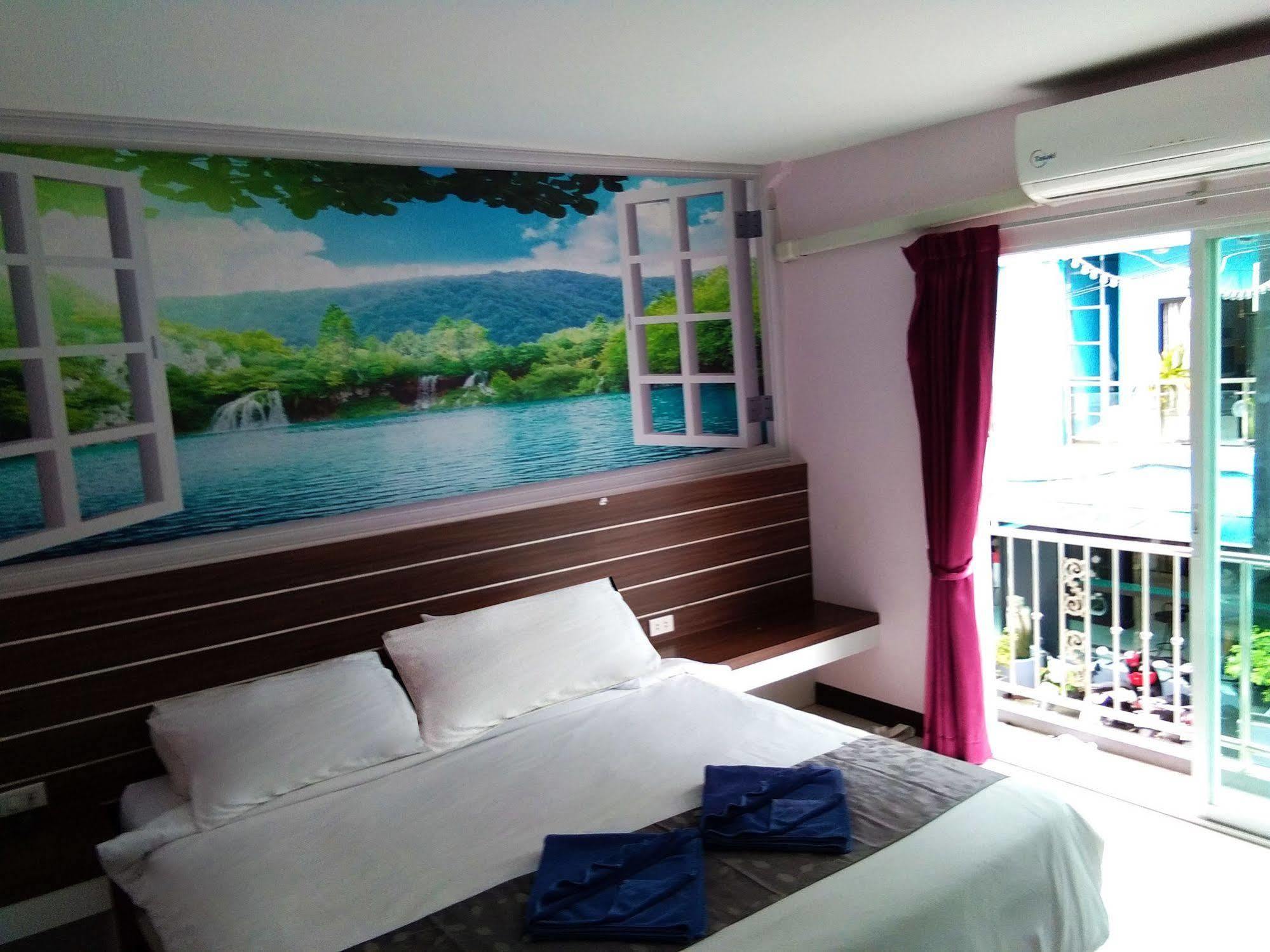 The Shades Bed And Breakfast Boutique Hotel Patong Exterior foto